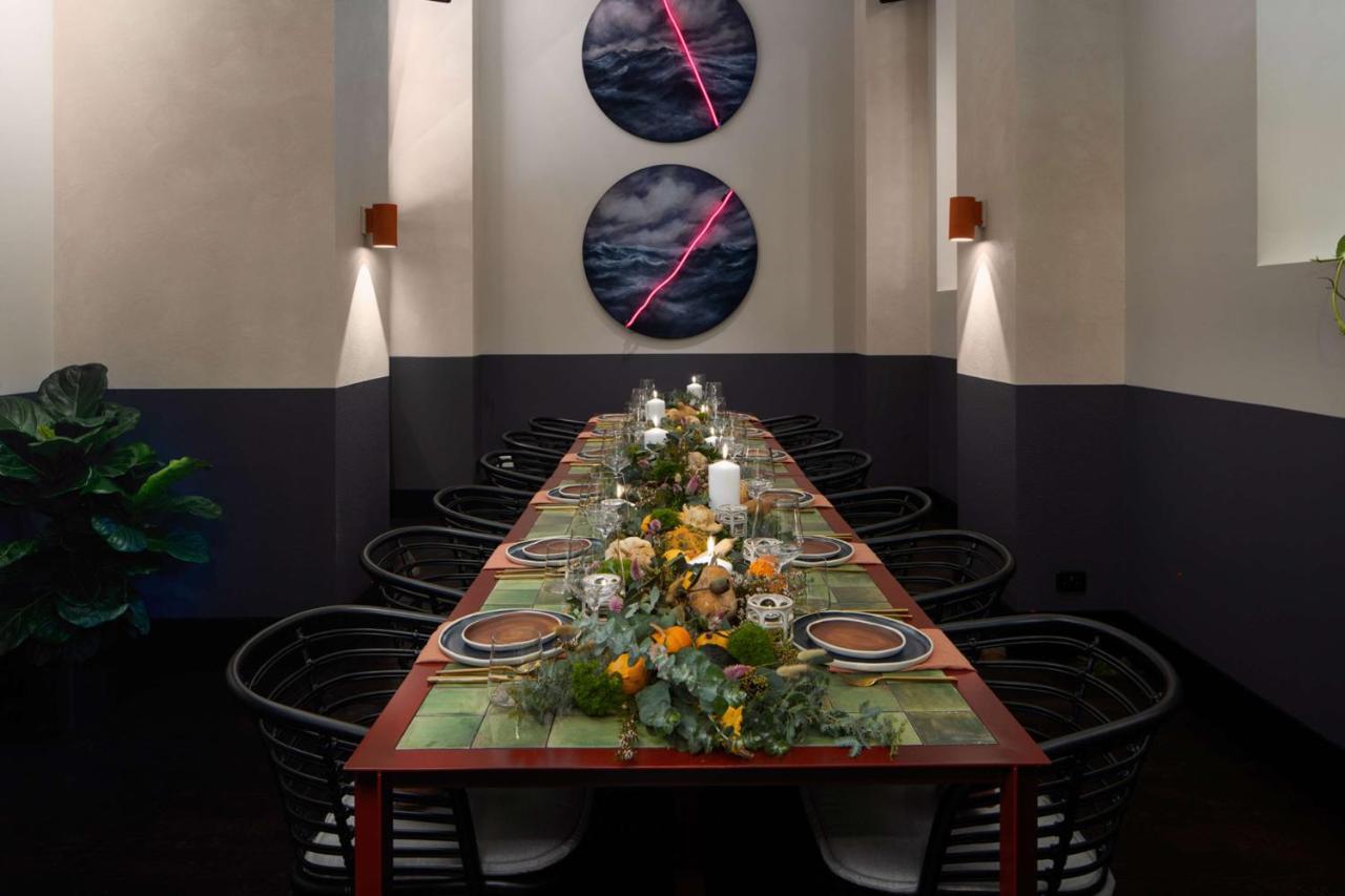 Qt Newcastle Hotel Kültér fotó The private dining room at The Ivy, St John's Wood